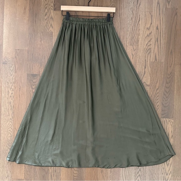 Made in Italy Dresses & Skirts - NWT Made in Italy Satin Silk Blend Maxi Skirt in Dusty Olive Green Medium